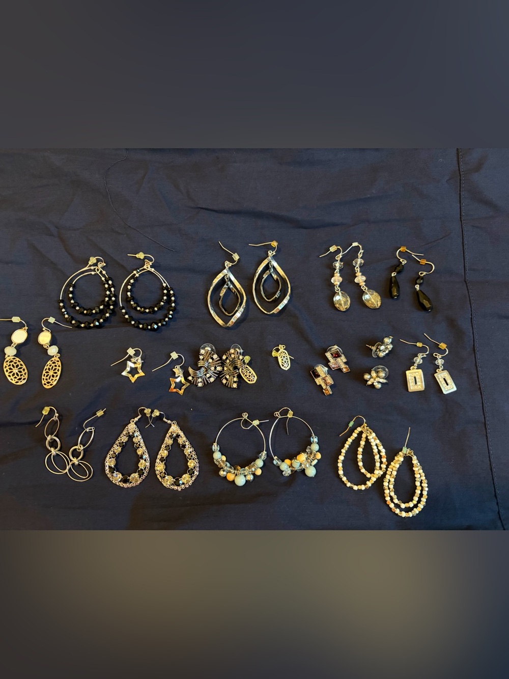 LOT of earrings Gold/silver Tone Hoop Earrings with Black and Cream Beads